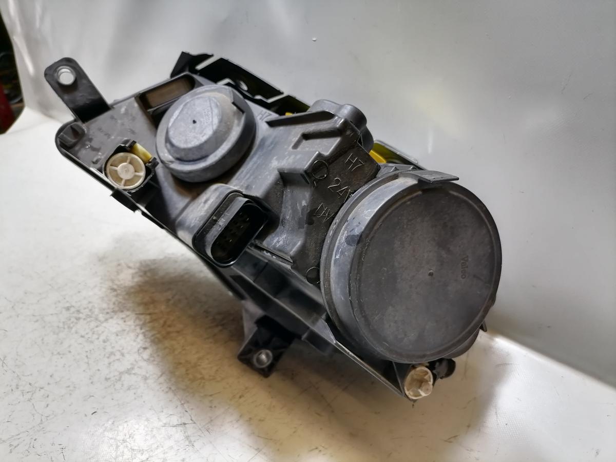 VW Passat 3C original Scheinwerfer vorn rechts Halogen Bj.2006
